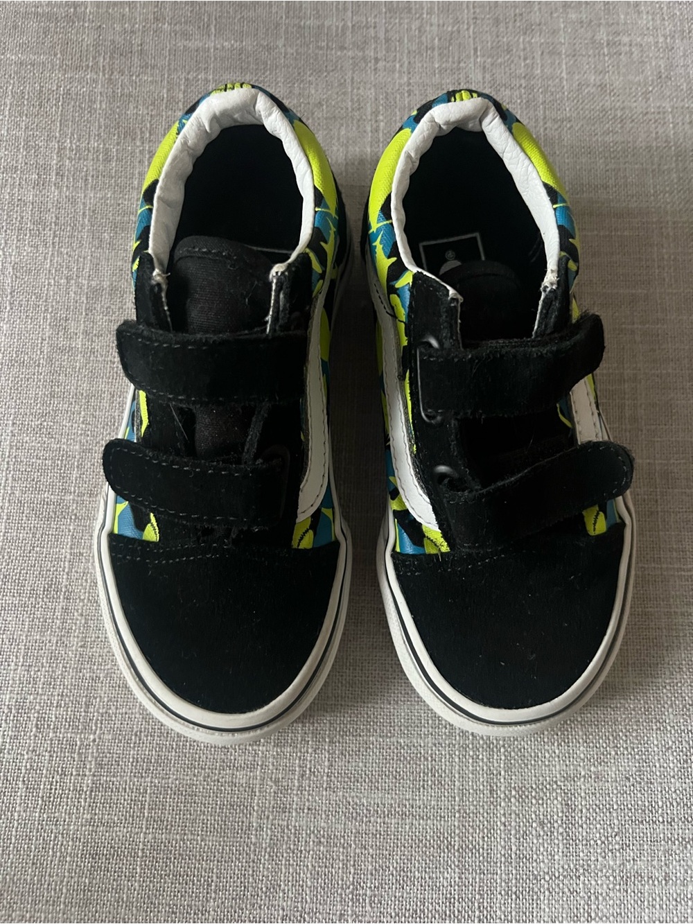 Vans Black/green Sneakers,boys/kids 10.5, Velcro low top shark print streetwear